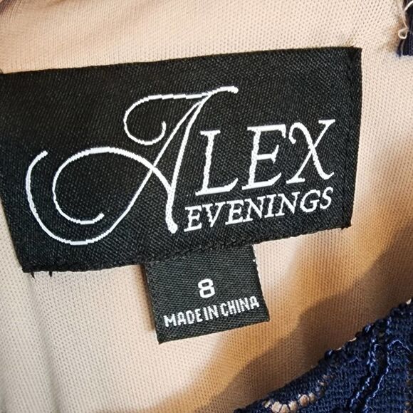 NWT Alex Evenings Fit & Flare Lace Cold Shoulder Navy Sequin Lace Dress Size 8 - Picture 4 of 12